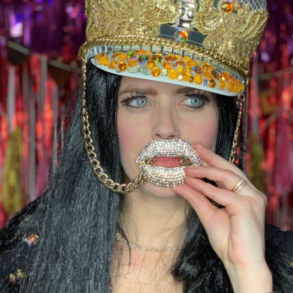 Meet your Posher, Bryanna - Picture 1 of 1